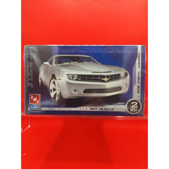 AMT Ertl 2006 Chevy Camaro Model Kit 1:25 Scale Factory Sealed - Picture 5 of 11